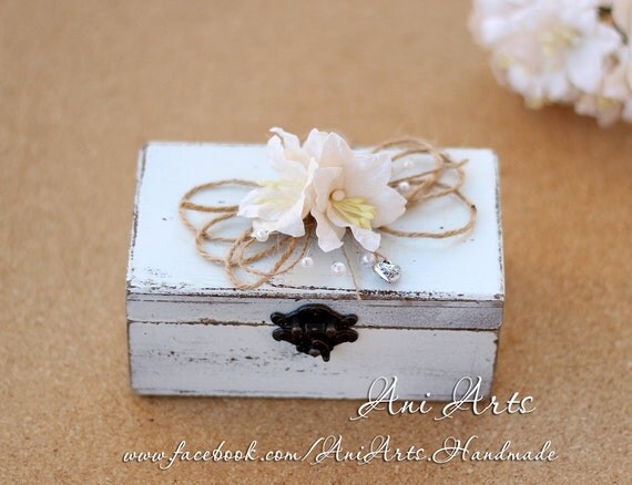 wedding scrapbook ring box