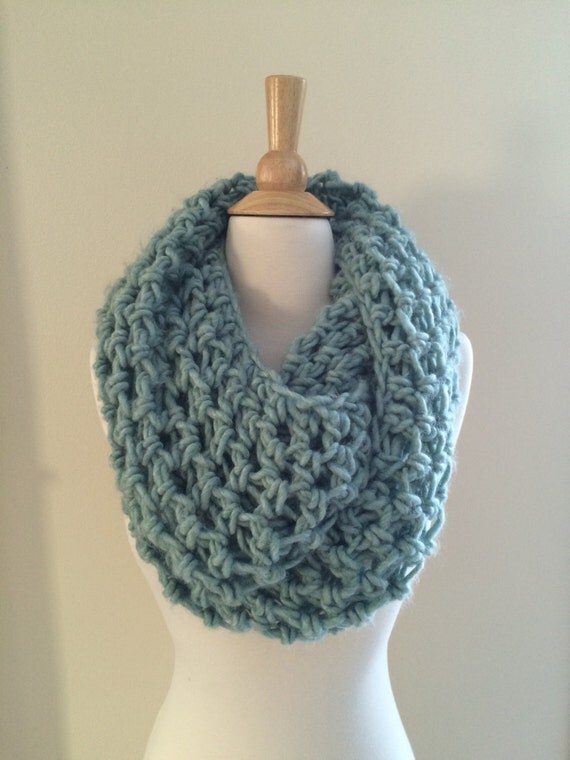 DIY Crochet Pattern Roving Infinity Scarf, easy crochet P D F, chunky