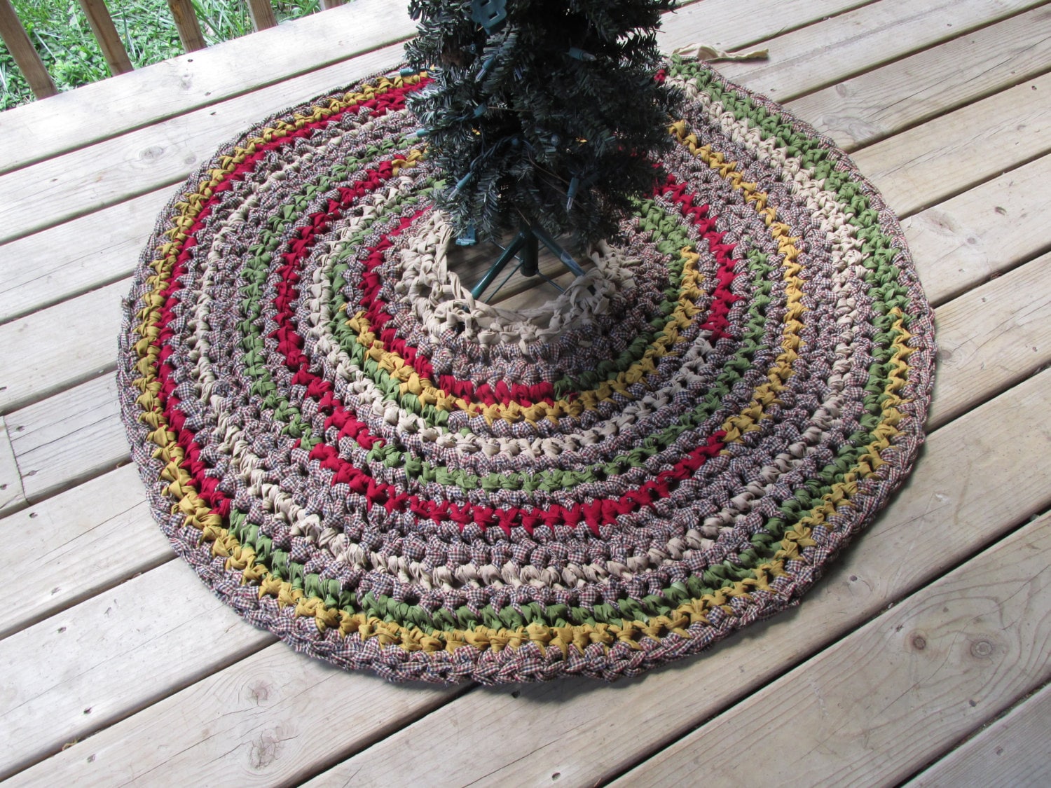 Homespun Christmas Tree Skirt 43 Crochet Rag Rug by CedarLaneFarm