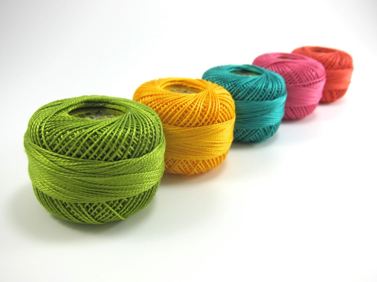 Modern Brights Pearl Cotton Thead Set 5 Color Finca Perle