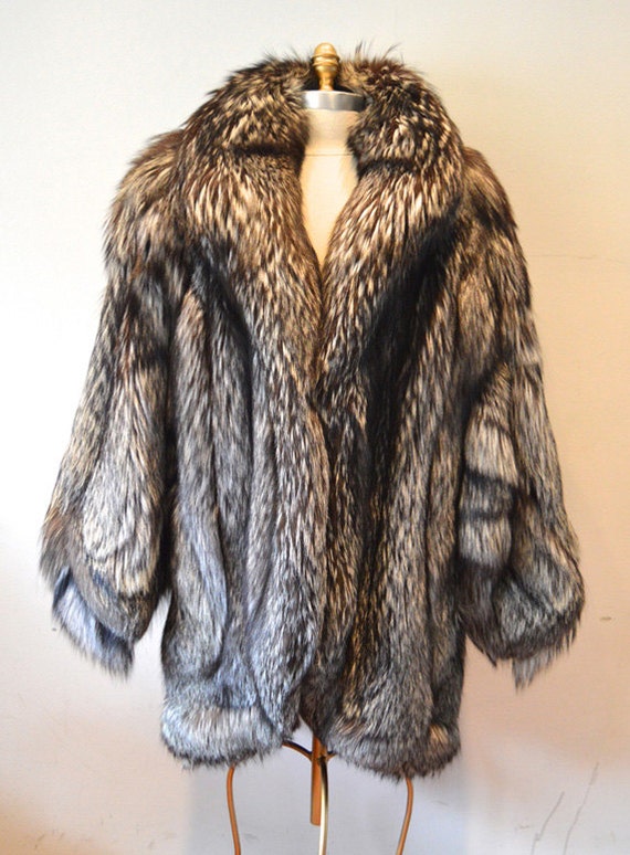 Vintage Silver Fox Fur Coat by LadybagInternational