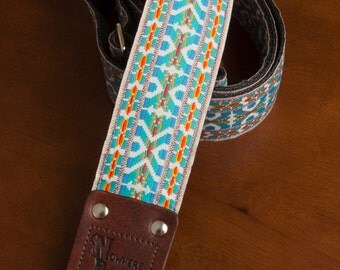 Turquoise/White Vintage-styled Guitar Strap