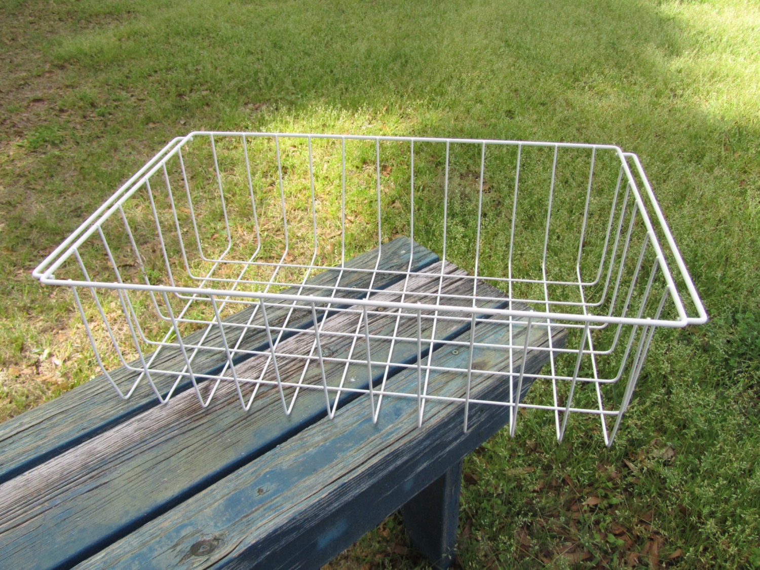 Vintage White Metal Wire Basket, Storage Box, Storage Basket, White