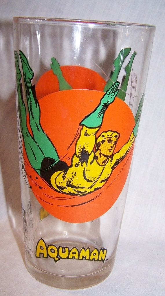 Aquaman w/orange circle drinking glass-1976-Pepsi by ShemawsStuff