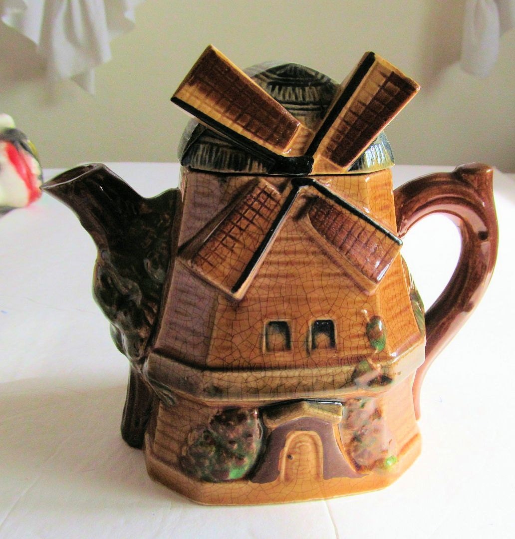 Little Brown DUTCH WINDMILL TEAPOT Made in Japan