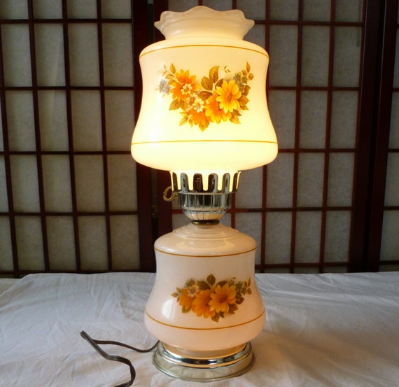 Vintage Electric Hurricane Lamp Gone with the Wind Style
