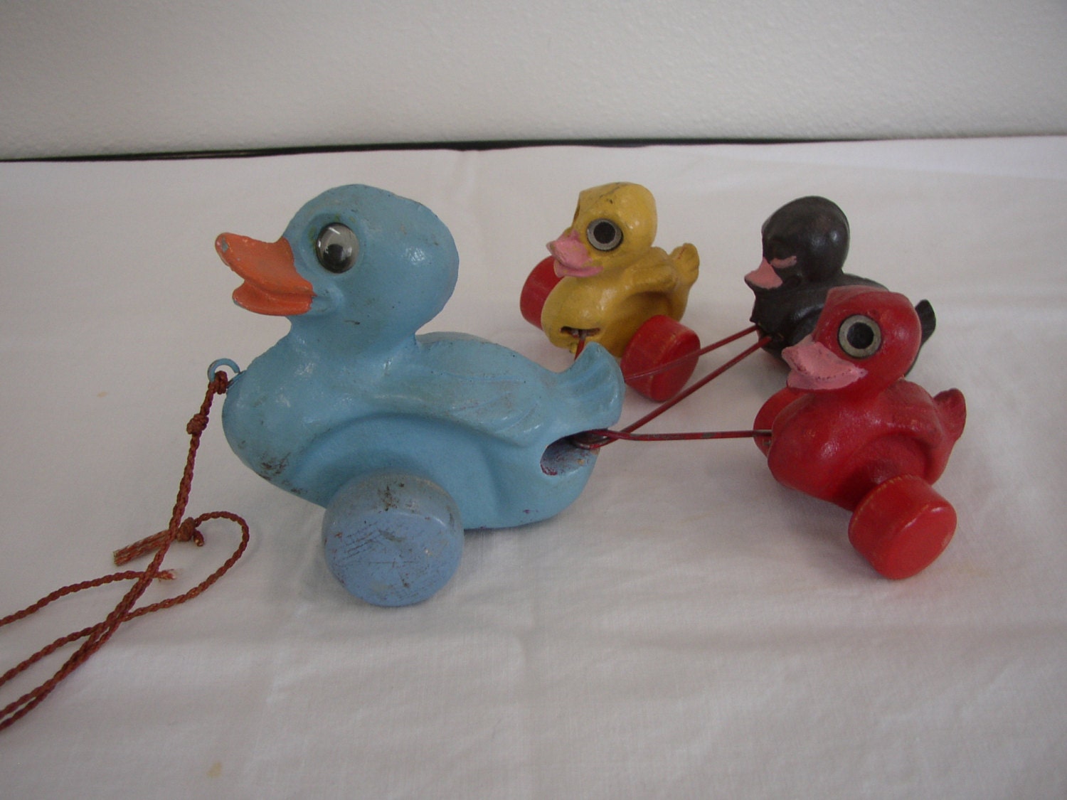 Vintage wooden duck pull toy 1930's or 1940's. Great