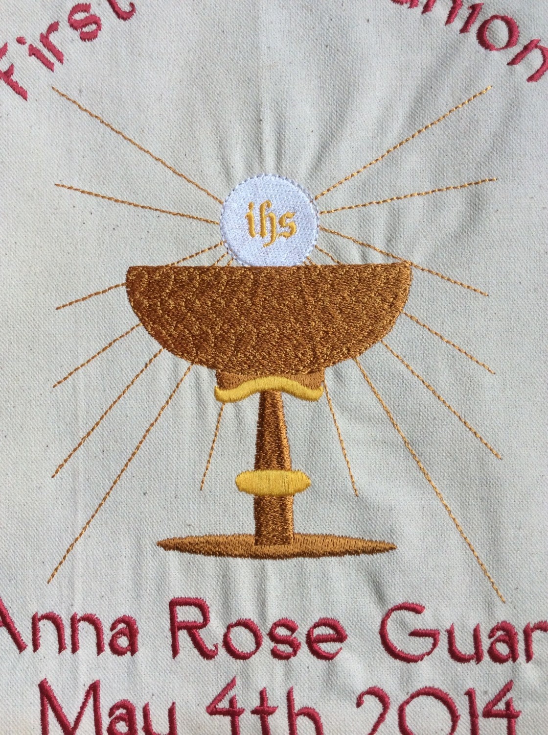 personalized-first-communion-banner-with-embroidered-chalice