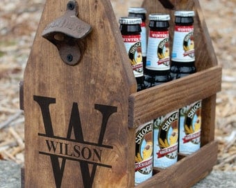 MONOGRAM Rustic Wood Beer Tote Wedding Party Gifts Wood Beer Carrier, Personalized Wooden Beer Caddy, Bottle Opener Beer Lover Gift Fun gift