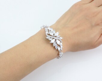 BERKLEIGH - Bridal Cuff Bracelet, Wedding Swarovski White Or Ivory Pearl Bracelet, Crystal Bracelet, Rhinestone Cuff, Vintage Bracelet