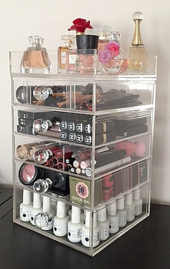 Acrylic Makeup Organizer 6 Tier Round Crystal by