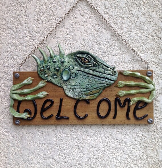 Iguana Welcome sign by Wildfrogcreazioni on Etsy