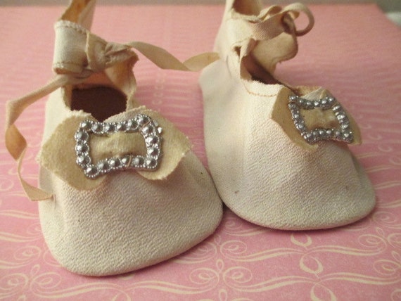 vintage Baby Shoes 1920 by VixonVintage on Etsy