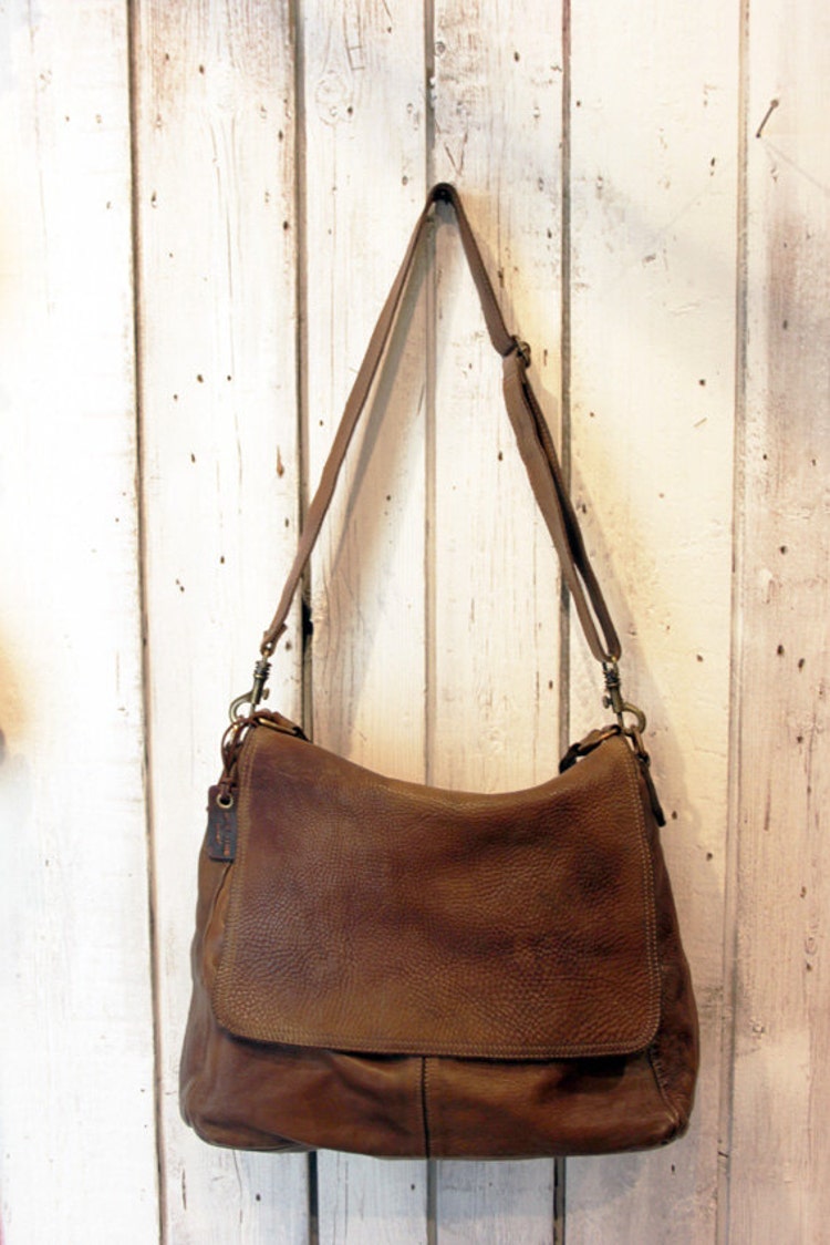 Handmade Italian Vintage Brown Leather Bag by LaSellerieLimited