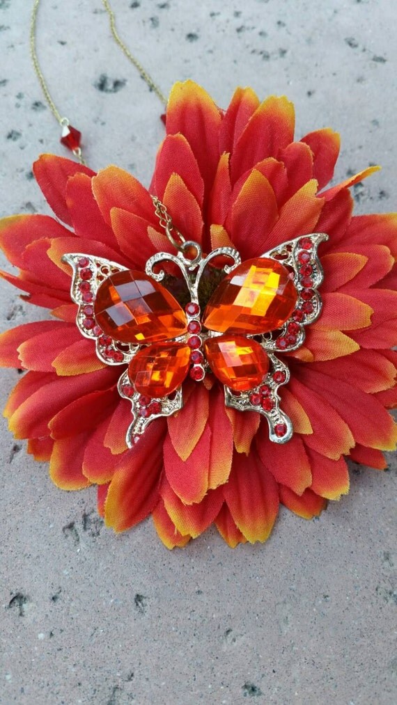 Items similar to Beautiful Red Butterfly Pendant Necklace With Gold