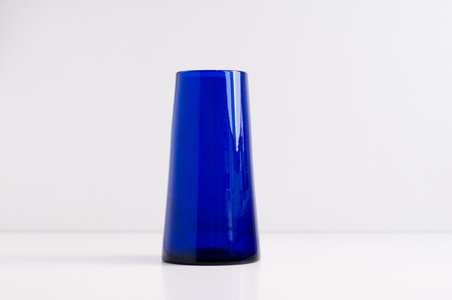 Vintage cobalt vase Glass vase Blue by VintageBeautyArchive