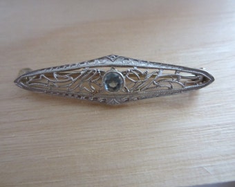 14k White gold pin with aquamarine, White gold brooch, Filigree brooch, Gift idea, 1920's like jewellery