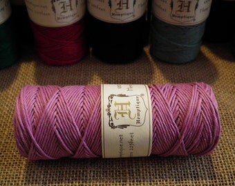 Lumière rose Hemptique chanvre cordon 1mm 20lb plein grand 50 g Roll 62,5 mètres (205) - couleur unie - perles en macramé bijoux ficelle fil fournitures