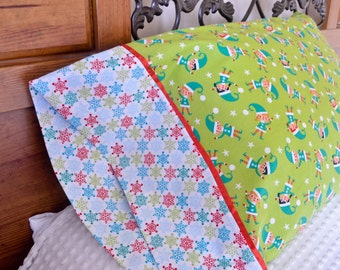 Standard Pillow Case, Toddler Bedding, twin bedding, Holiday, Christmas ...