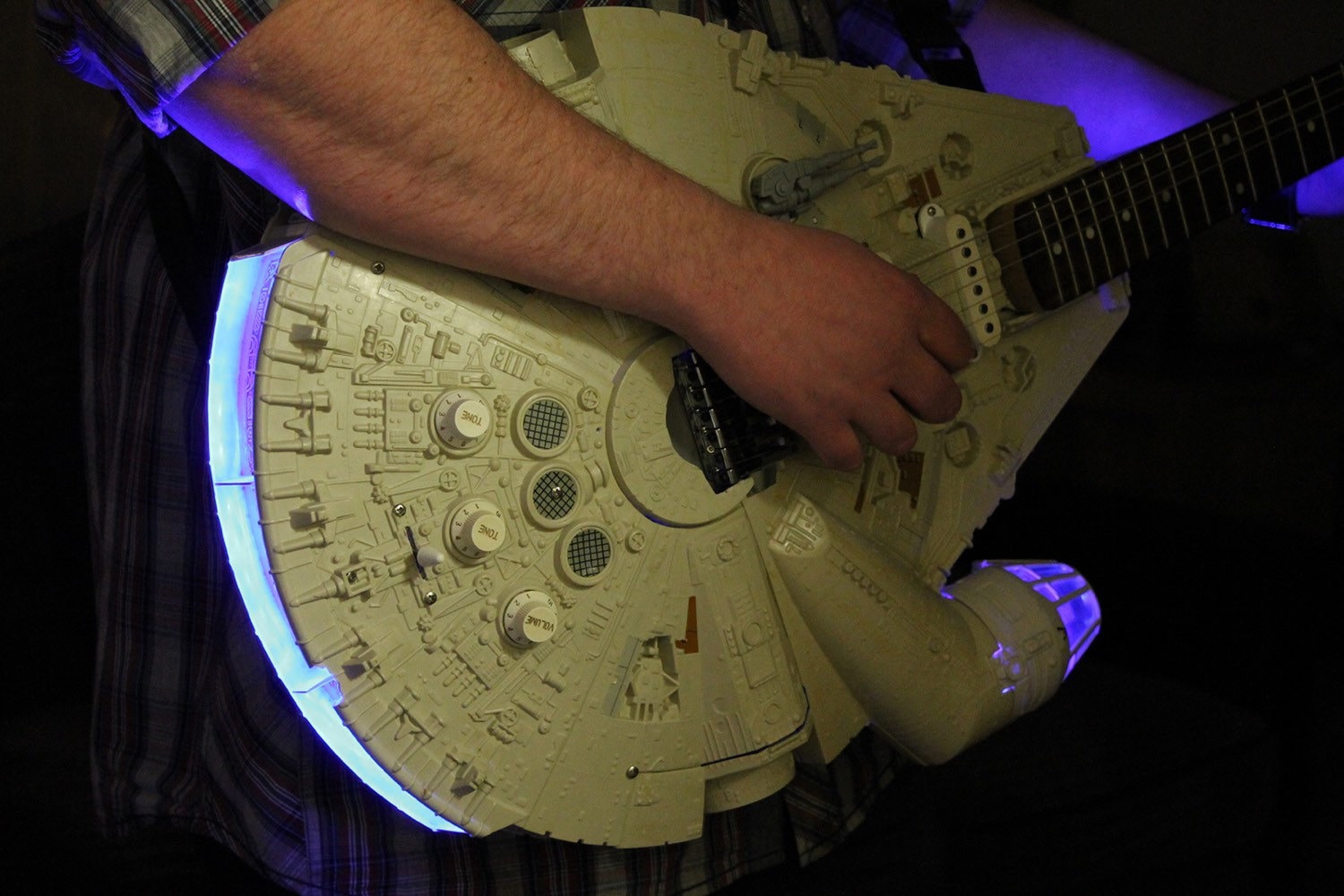 millennium falcon toy with sounds