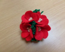 Beautiful 1940's Make Do and Mend Style Floral Felt Brooch