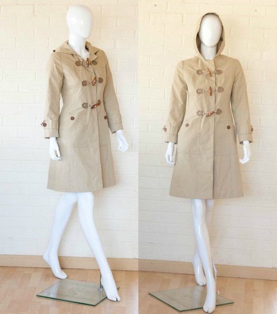 Classic 60s Vintage Tan Khaki Hooded Toggle By Streeturchinvintage