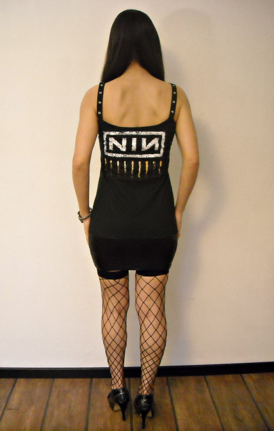 t shirt nin