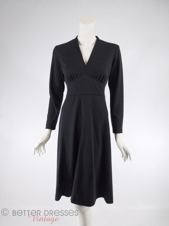 70s Black Day Dress Defined Waist V-Neck Long Sleeves