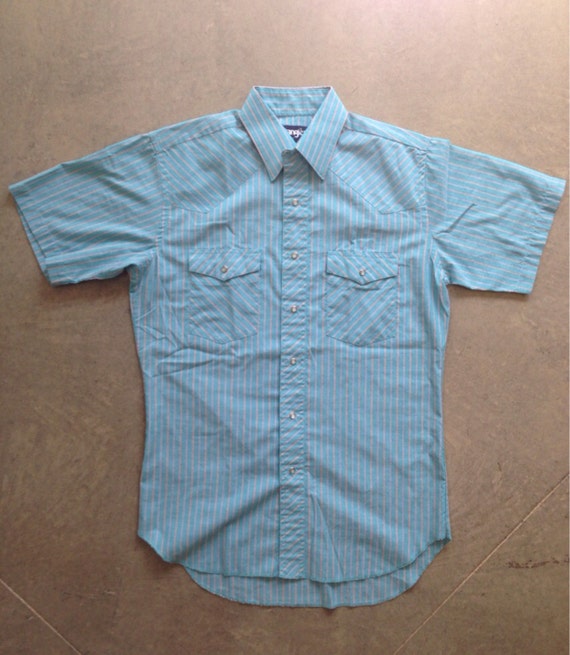 Items similar to Vintage Aqua Blue Men's Short-Sleeve Wrangler Shirt ...