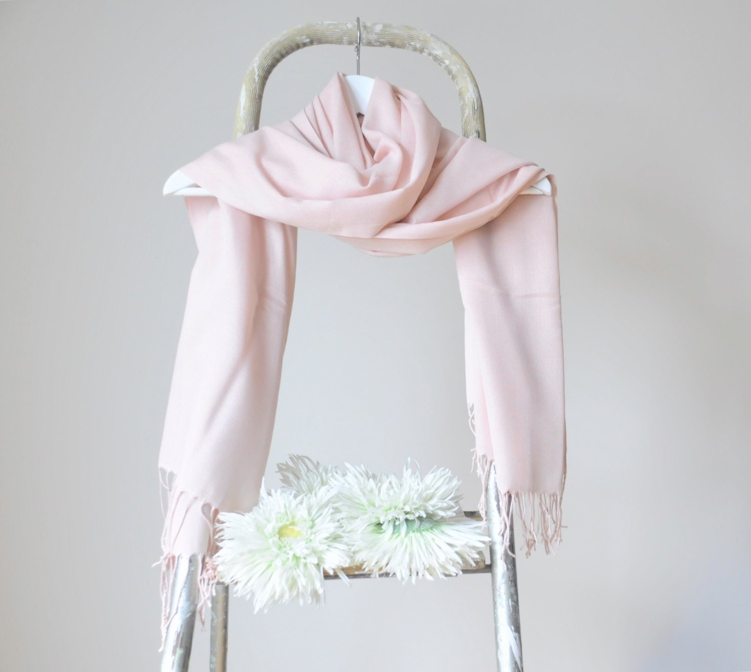 pink shawl for wedding guest
