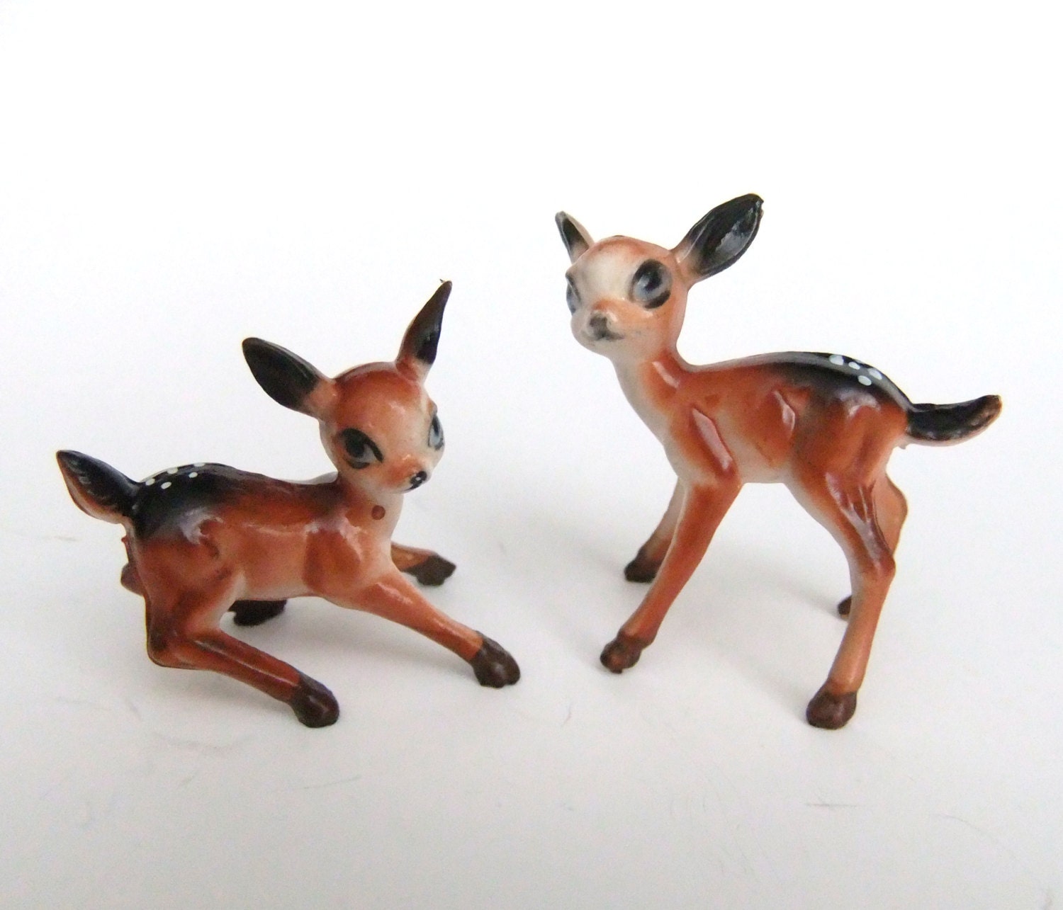 plastic deer figurines bulk