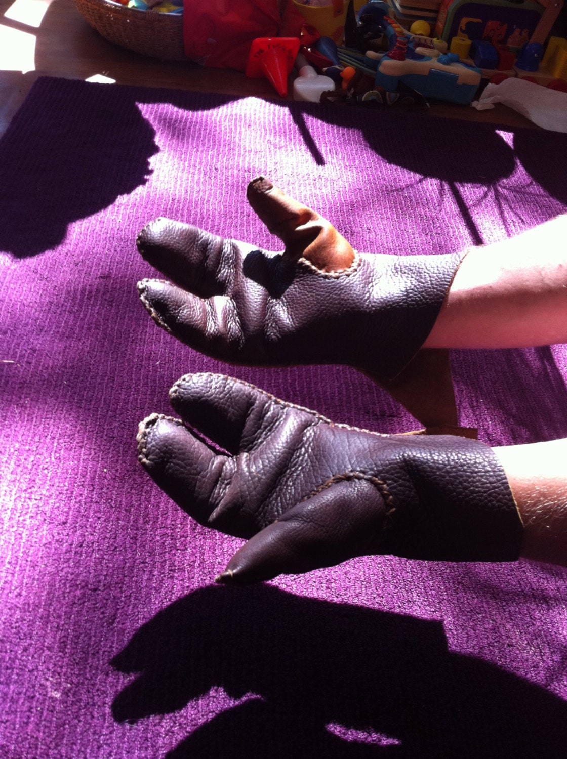 Handmade 3 Finger Leather Gloves