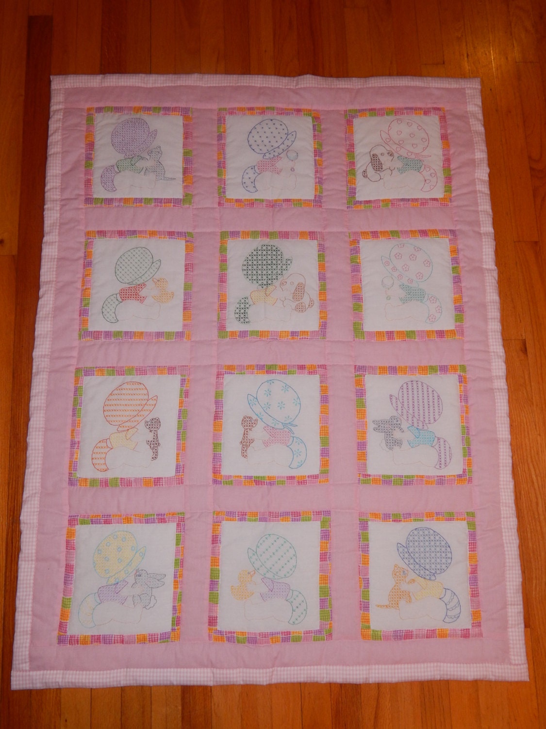 little-bonnet-girl-handmade-baby-quilt