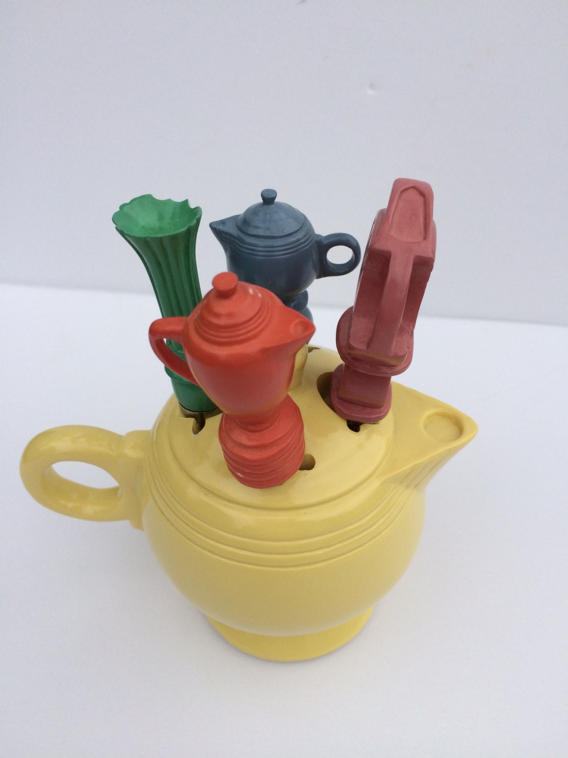 Fiesta Mini Teapot Canape/Cheese Spreader Set by by RitaJoyVintage