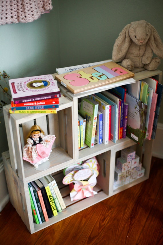 Items similar to Nursery Bookshelf on Etsy