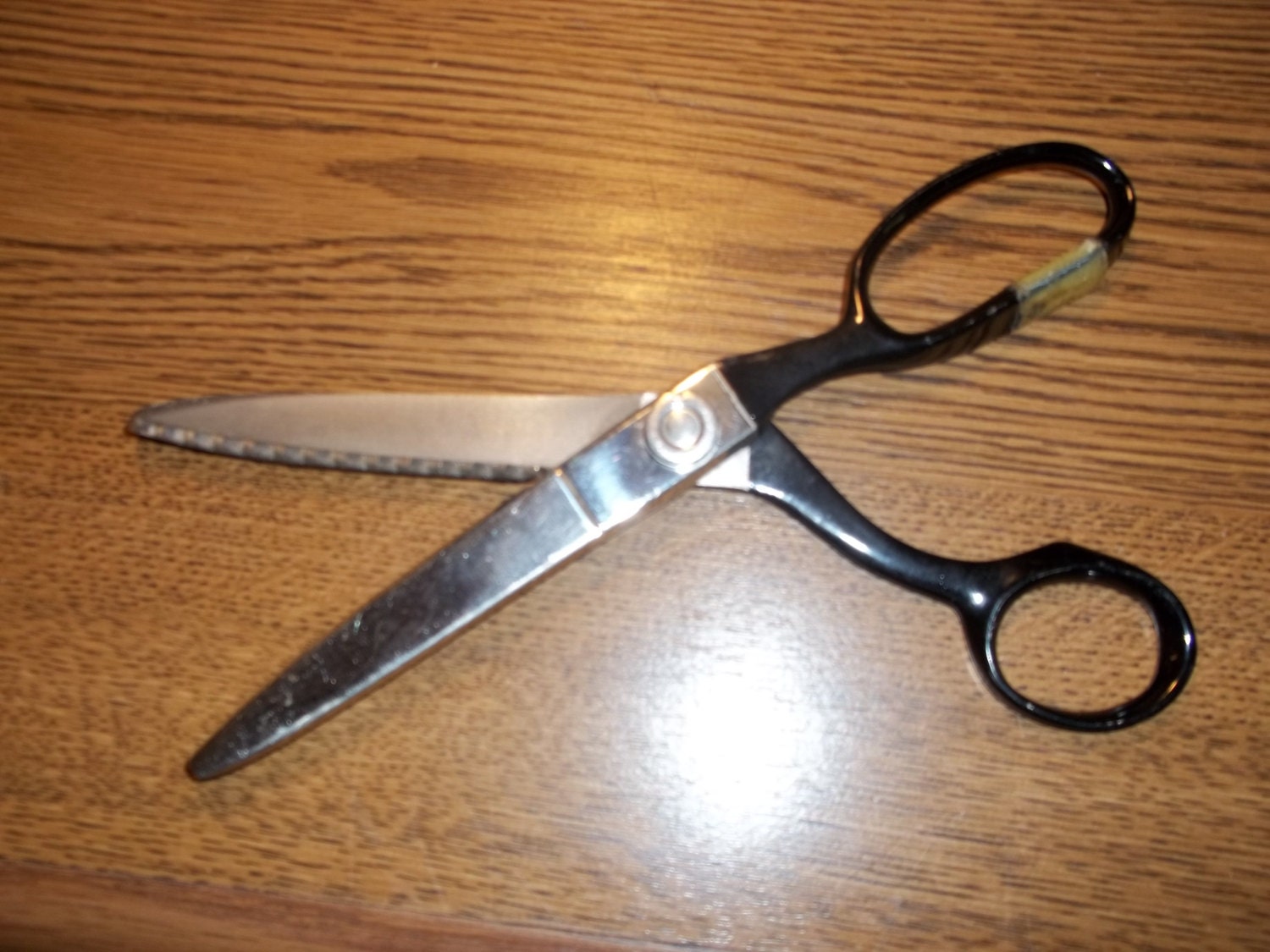 Vintage Wiss pinking shears with box by Knew2U13 on Etsy