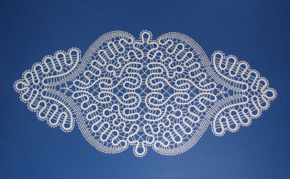 Items similar to Idria lace, Slovenia lace, Oval Mat 20 x 40 cm ...
