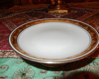 FRANCE GDA PORCELAIN Pedestal Plate