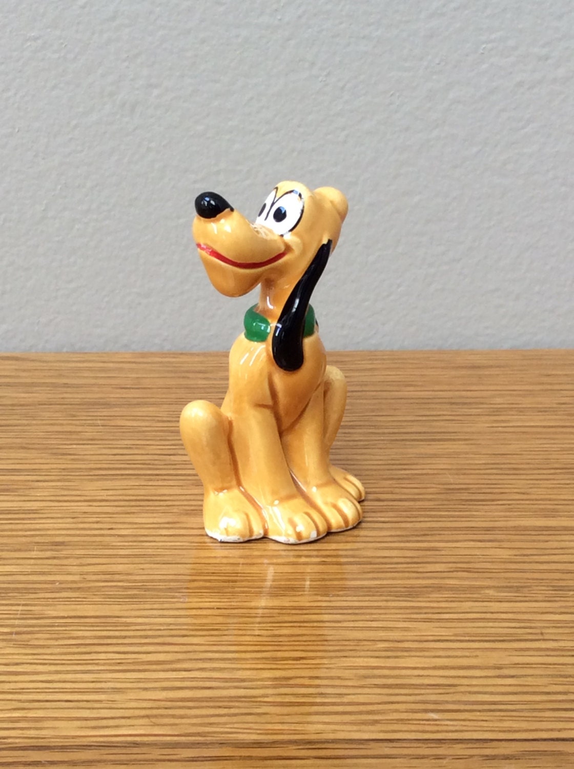 vintage-disney-pluto-ceramic-figurine-made-in-by-eastwestvintage1