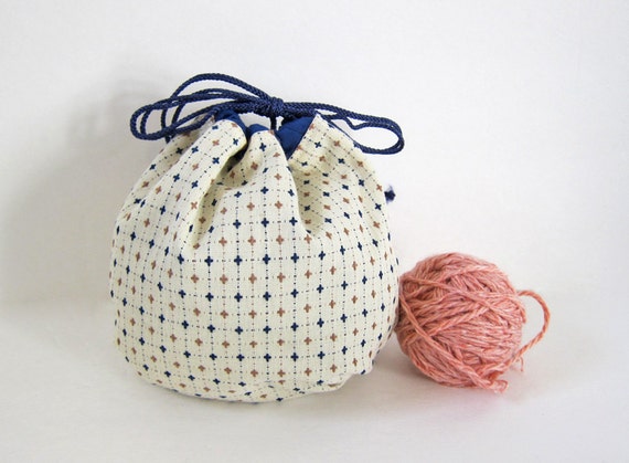 Items similar to Large Yarn Cozy -- Reversible Round ...