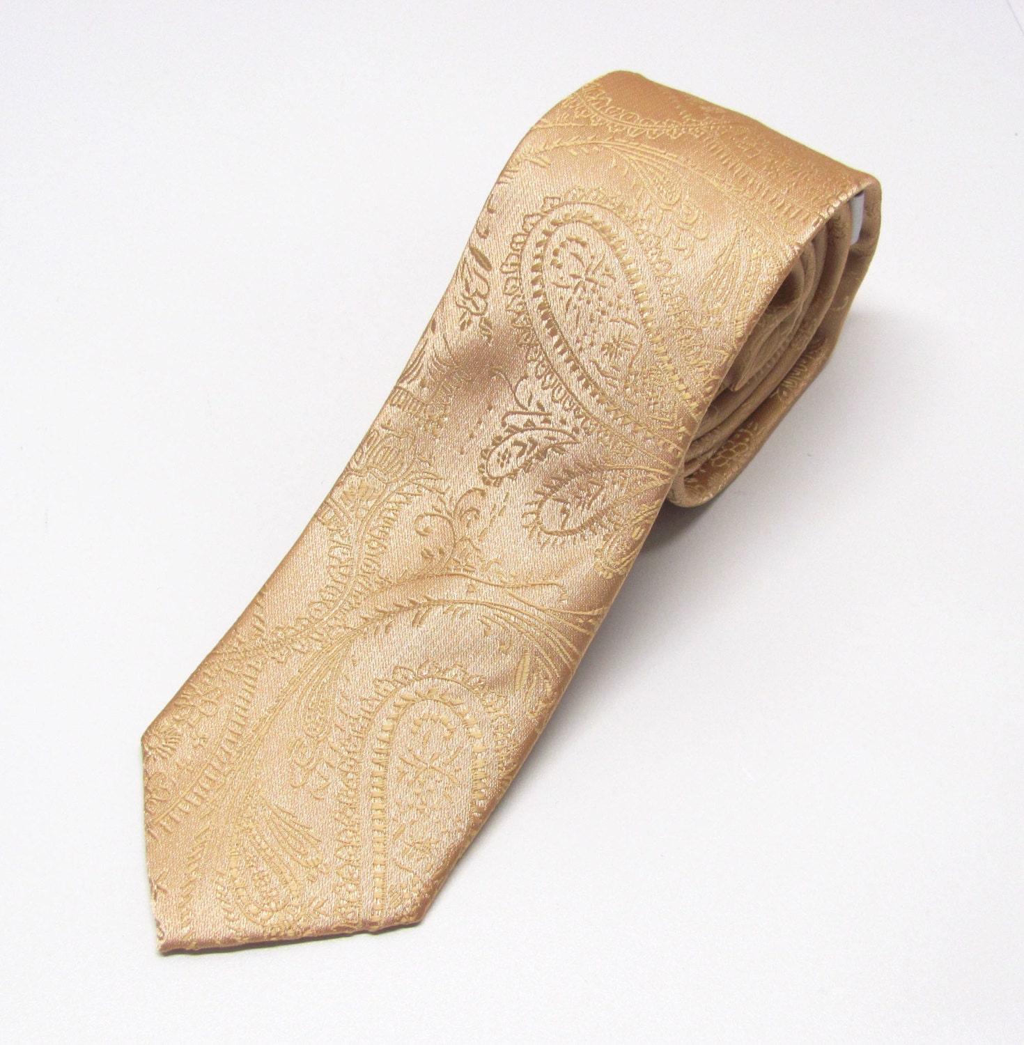 Mens Ties. Skinny Tie. Dusty Gold Paisley Skinny Neck tie.