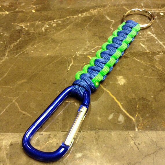 Items similar to 550 Paracord Cobra Knot Weave Carabiner Keychain Blue