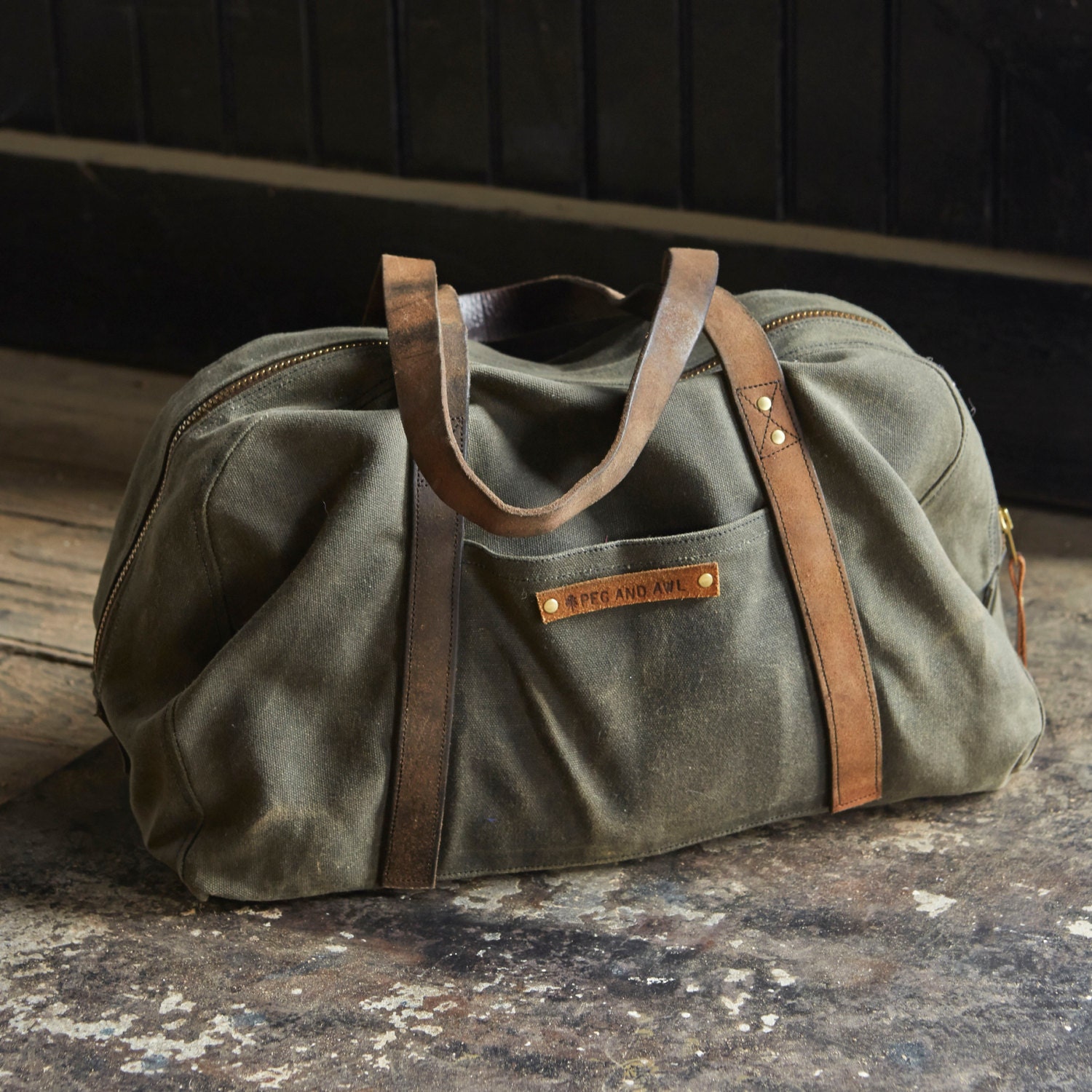 Waxed Canvas Day Bag in Moss Waxed Canvas Zipper Bag Tool