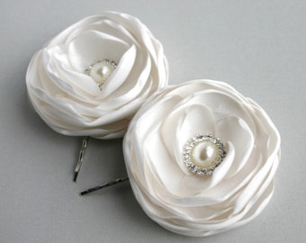 Ivory Flower Hairpieces, Bridesmaid Hairpiece, Ivory Flower Hair Pins, Pearl Hairpieces, Bridal Hair Comb, Floral Hair Piece, Wedding Hair