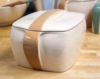 Rare Eva Zeisel Stratoware Casserole Dish with Lid, Mid Century Modern Design, MCM, Atomic Age, Streamline