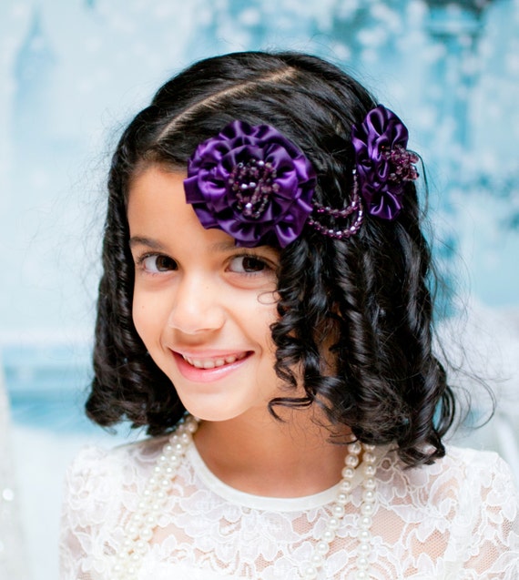 flower girls purple headpiece. flower hairclip. headpiece.