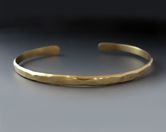 Men's Thin Hammered Gold Brass Cuff Bracelet / father's day gift / boyfriend gift /gifts for him / Layering Bracelet / Men's Thin Gold Cuff