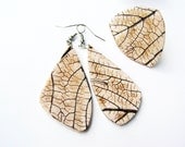 White and brown leaf impression jewelry set- polymer clay- earrings and ring set- dangle earrings-organic look- handmade- rustic- woodland