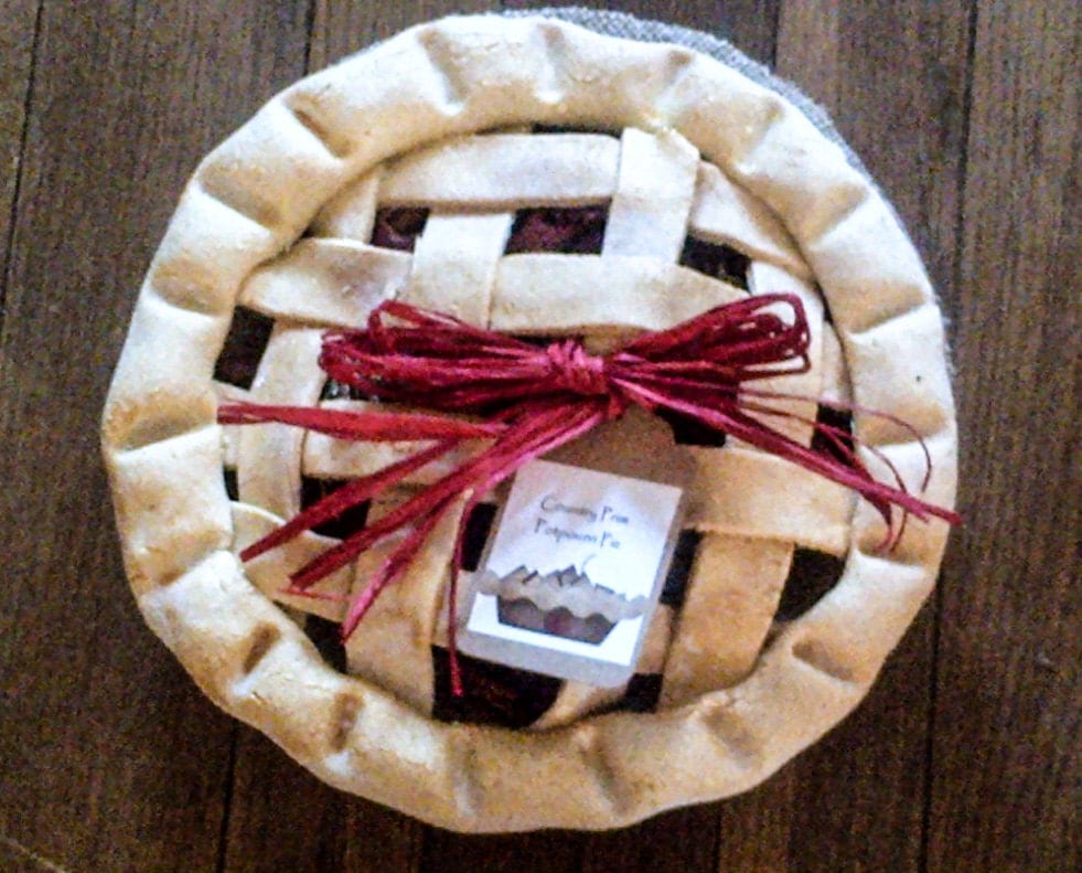 Country Primitive Potpourri Pies