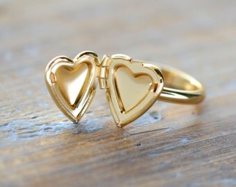 Heart Locket Ring in 24K Gold Plating GOLD Heart Picture locket Ring (I025)